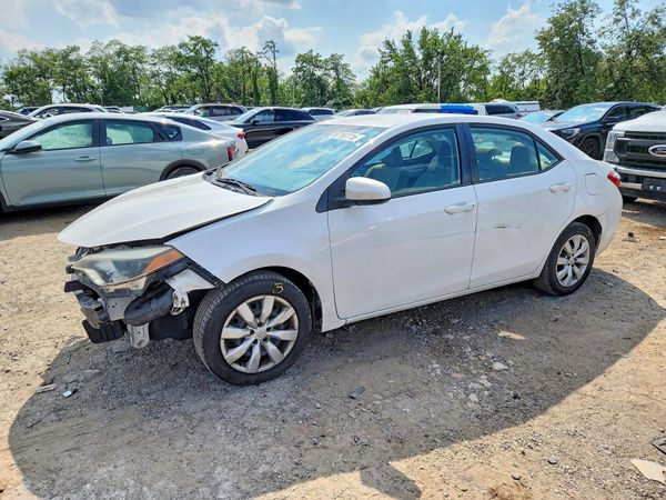 2015 TOYOTA COROLLA
