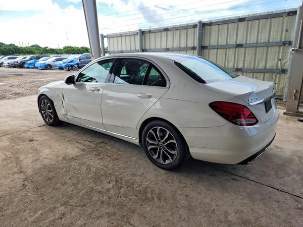 2018 MERCEDES-BENZ C