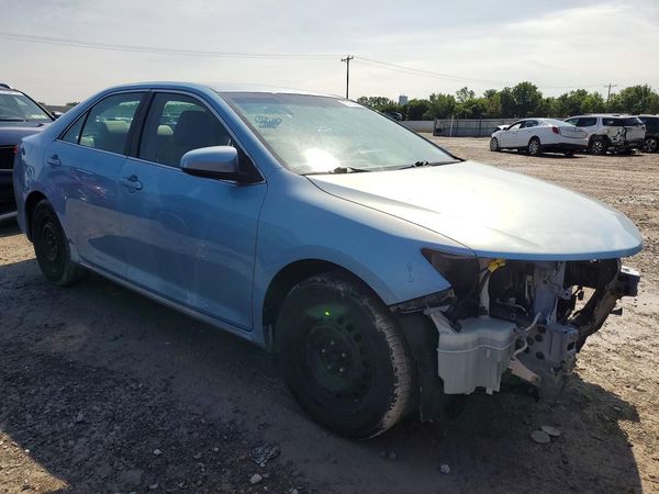 2012 TOYOTA CAMRY