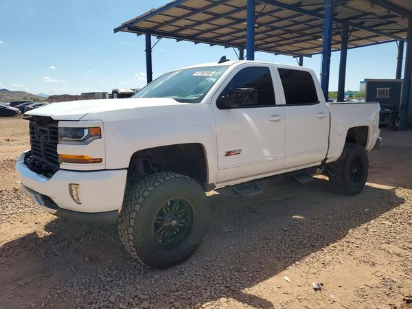 2018 CHEVROLET SILVERADO LT
