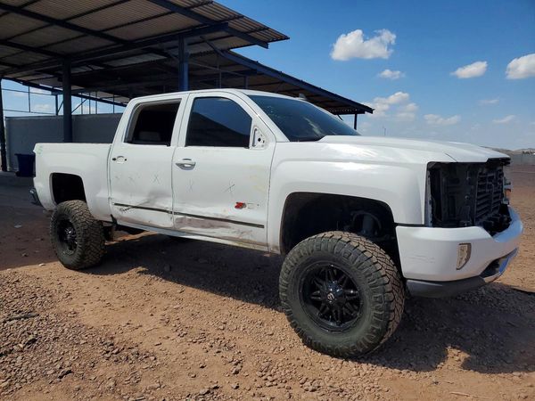 2018 CHEVROLET SILVERADO LT
