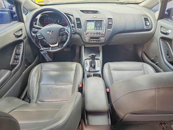 2017 KIA FORTE