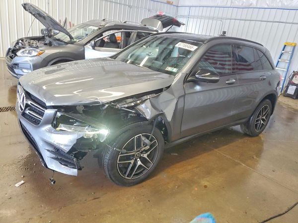 2019 MERCEDES-BENZ GLC
