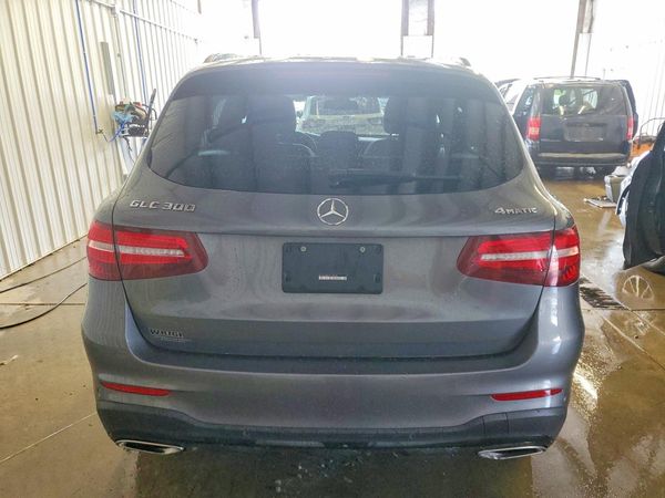 2019 MERCEDES-BENZ GLC