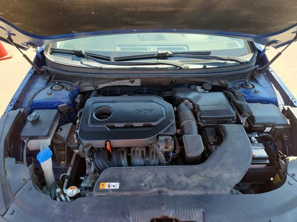 2016 HYUNDAI SONATA — Engine bay