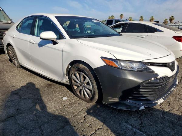 2020 TOYOTA CAMRY