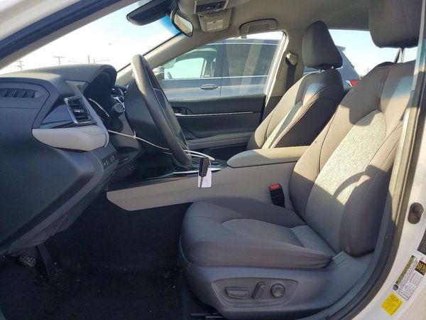 2020 TOYOTA CAMRY