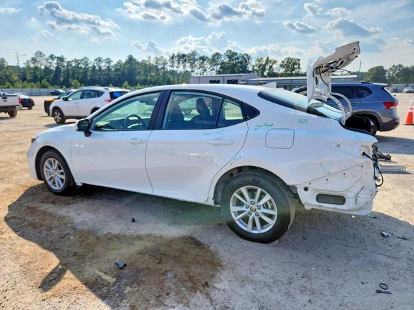2026 TOYOTA CAMRY