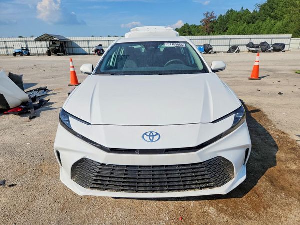 2026 TOYOTA CAMRY