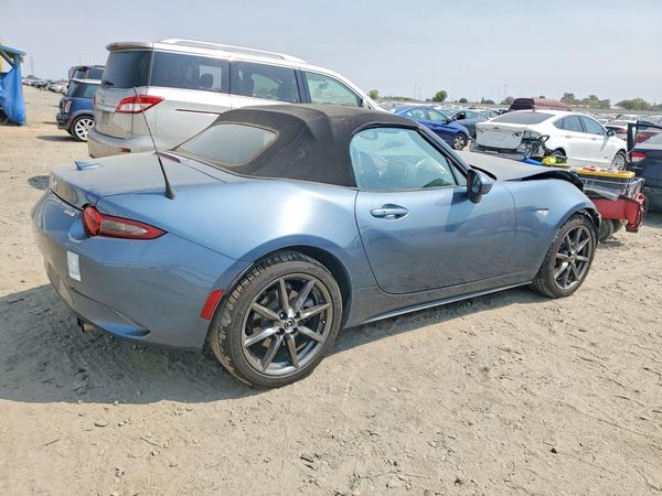 2017 MAZDA MX-5 MIATA