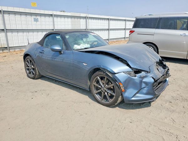 2017 MAZDA MX-5 MIATA Grand Touring