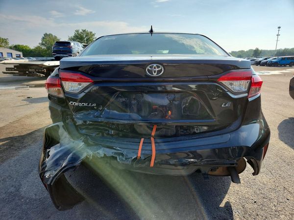 2022 TOYOTA COROLLA