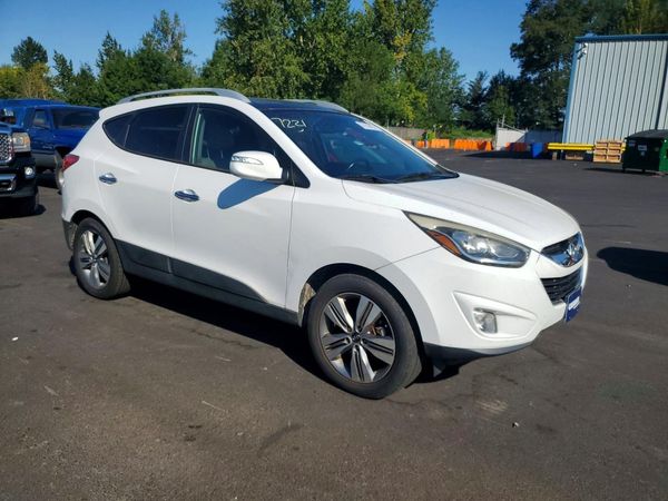 2015 HYUNDAI TUCSON GLS (Middle)