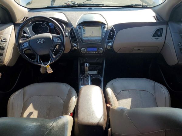 2015 HYUNDAI TUCSON GLS (Middle)