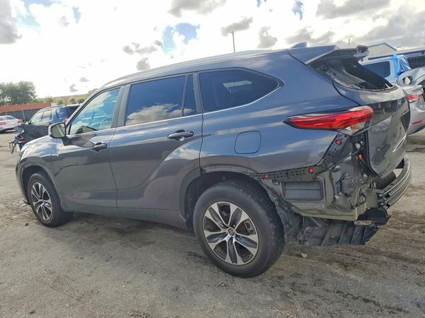 2023 TOYOTA HIGHLANDER