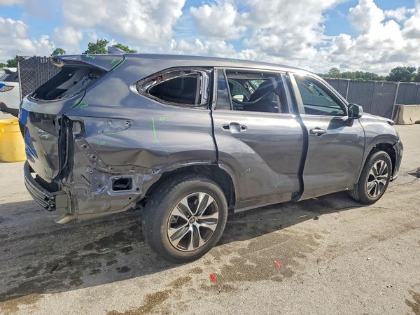 2023 TOYOTA HIGHLANDER