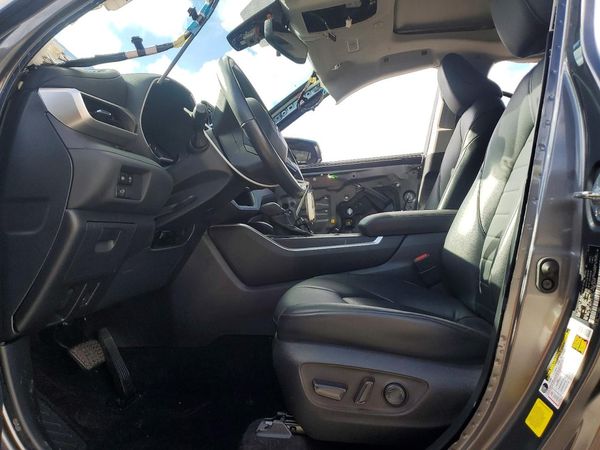 2023 TOYOTA HIGHLANDER