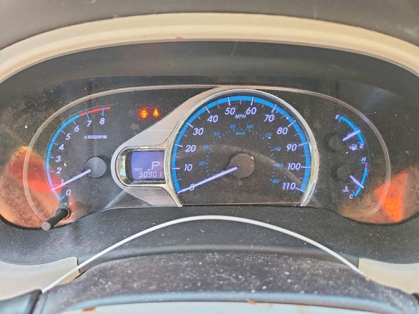2014 TOYOTA SIENNA