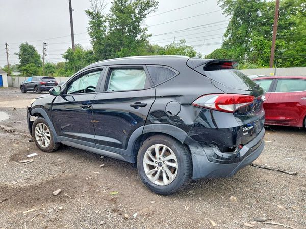 2016 HYUNDAI TUCSON