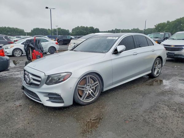 2017 MERCEDES-BENZ E-CLASS E300 — Front 3/4