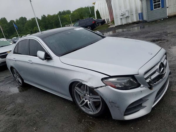 2017 MERCEDES-BENZ E-CLASS E300 — Passenger 3/4