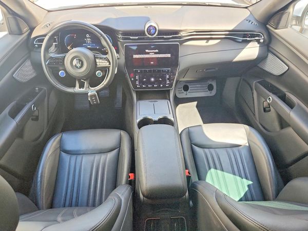 2024 MASERATI GRECALE