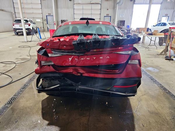 2025 HYUNDAI ELANTRA