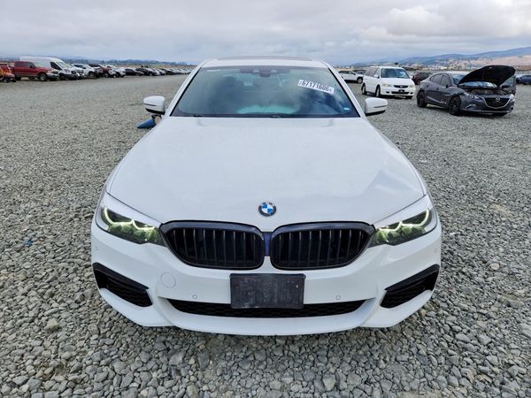 2018 BMW 530E