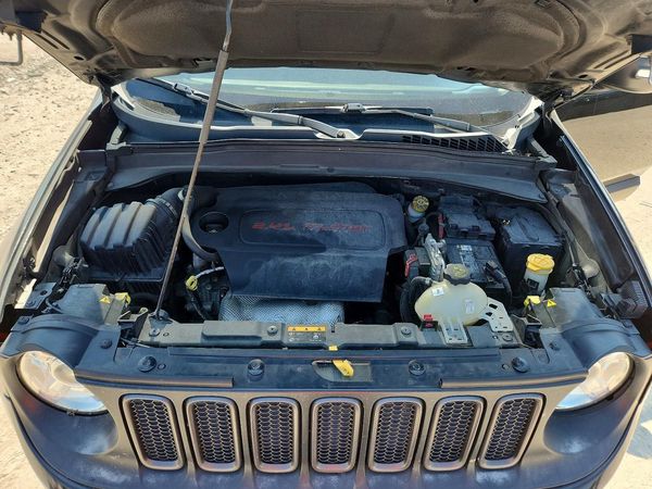 2017 JEEP RENEGADE Trailhawk