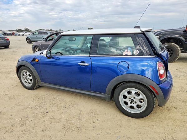 2013 MINI COOPER