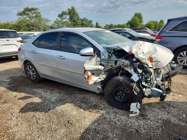 2017 TOYOTA COROLLA — Passenger 3/4