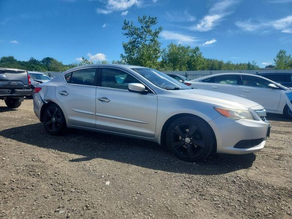2013 ACURA ILX 20 PREMIUM