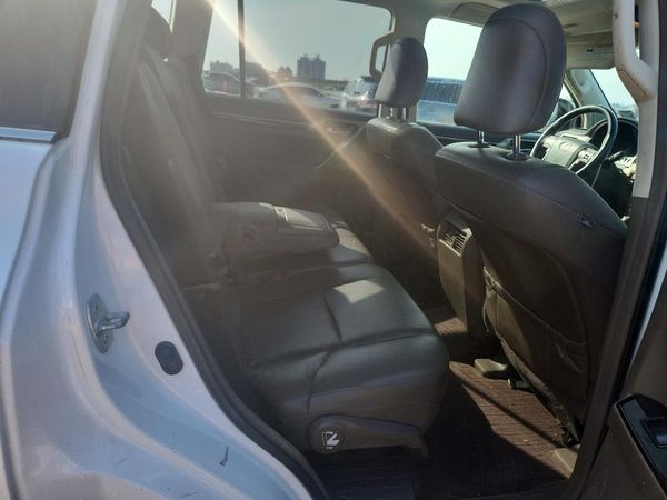 2016 LEXUS GX