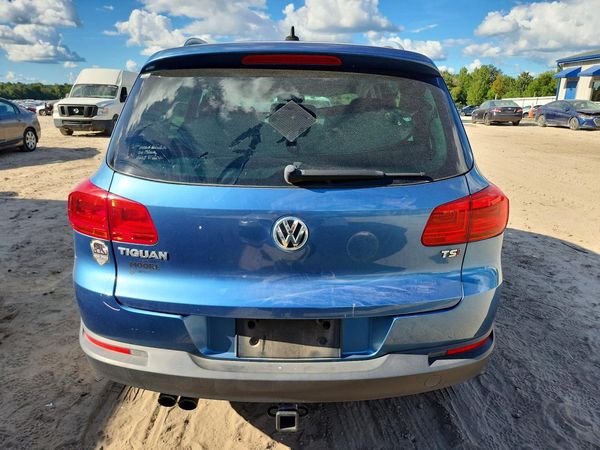 2017 VOLKSWAGEN TIGUAN