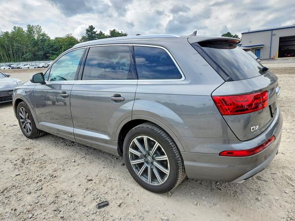 2017 AUDI Q7 quattro Premium Plus