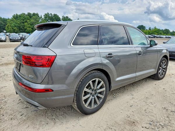 2017 AUDI Q7 quattro Premium Plus