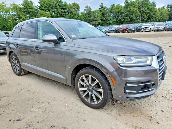 2017 AUDI Q7 quattro Premium Plus