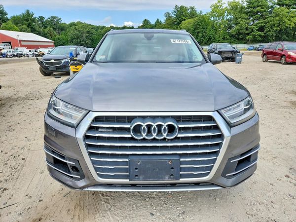 2017 AUDI Q7 quattro Premium Plus