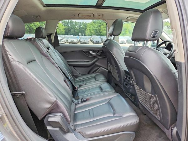 2017 AUDI Q7 quattro Premium Plus