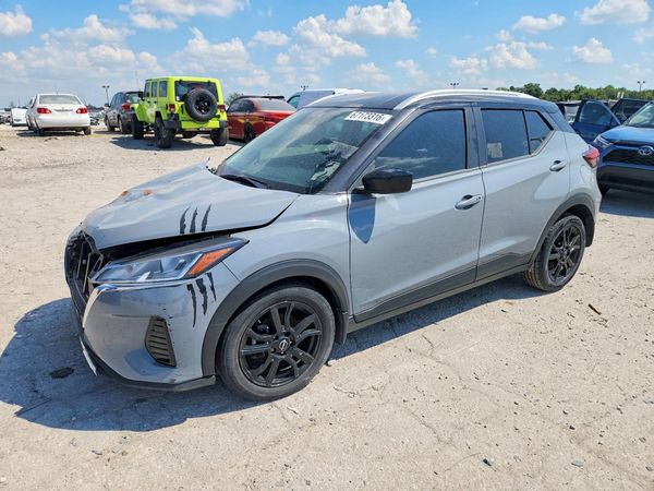 2024 NISSAN KICKS