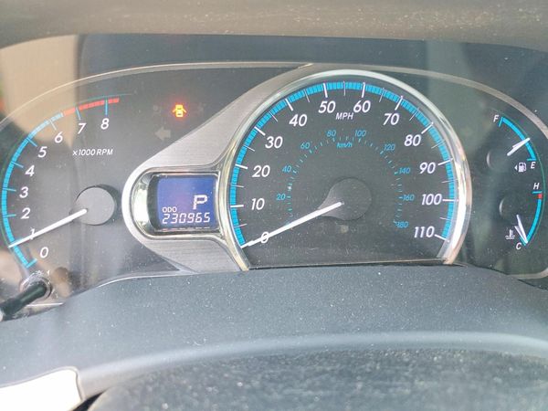 2012 TOYOTA SIENNA