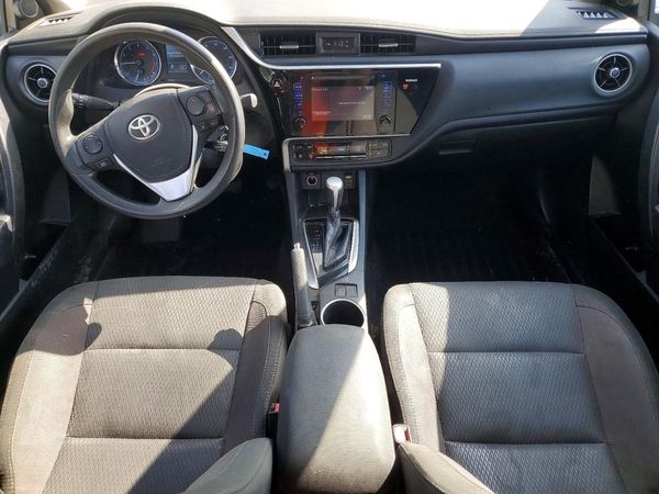 2017 TOYOTA COROLLA