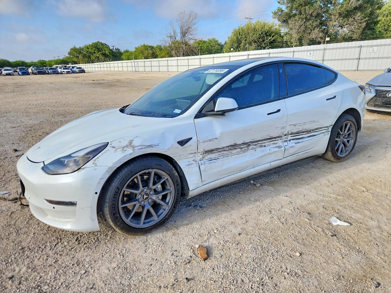 2022 TESLA MODEL 3 — Front 3/4