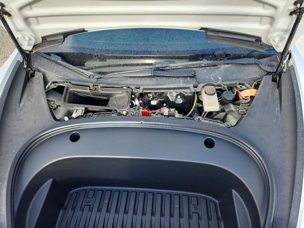 2022 TESLA MODEL 3 — Engine bay