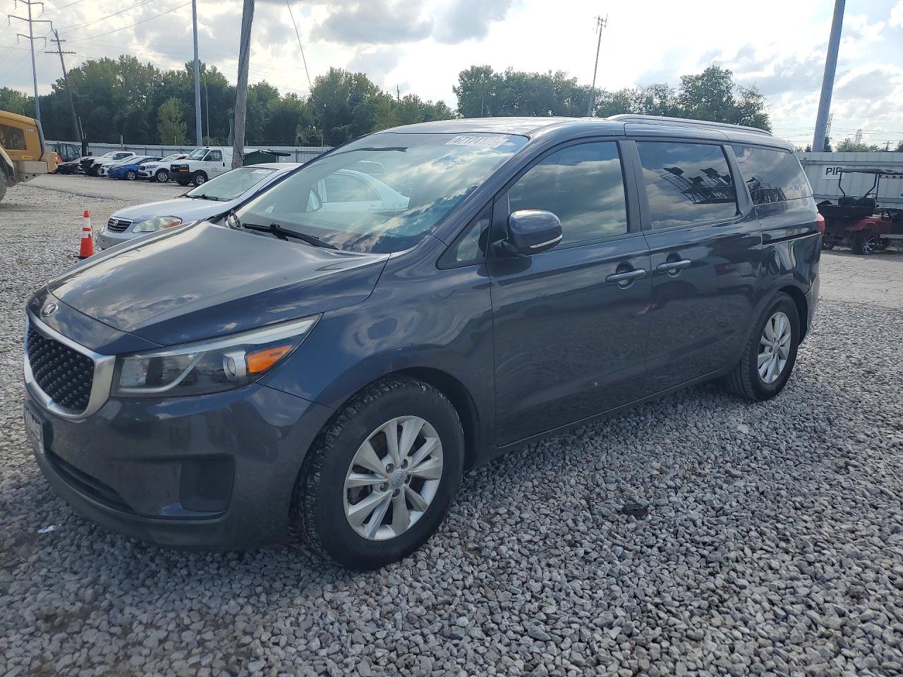 2016 KIA SEDONA