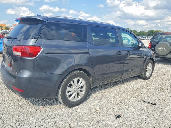 2016 KIA SEDONA