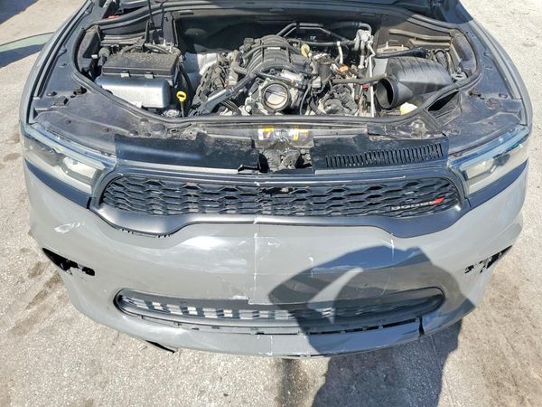 2022 DODGE DURANGO R/T — Engine bay
