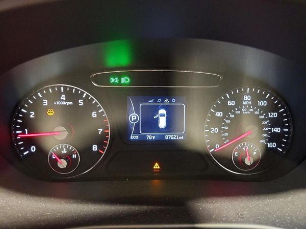 2016 KIA SORENTO L / LX