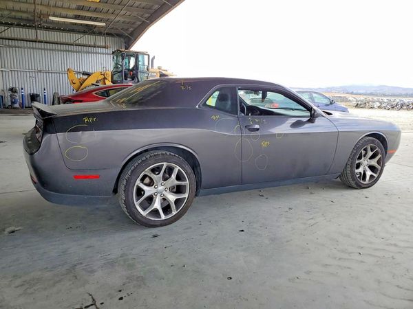 2016 DODGE CHALLENGER SXT