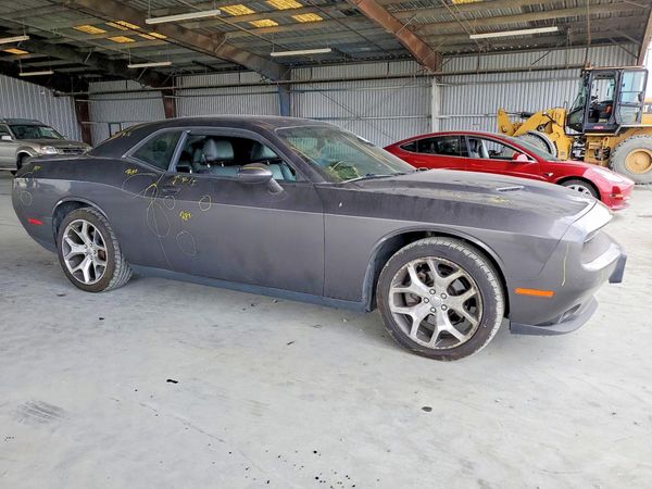 2016 DODGE CHALLENGER SXT